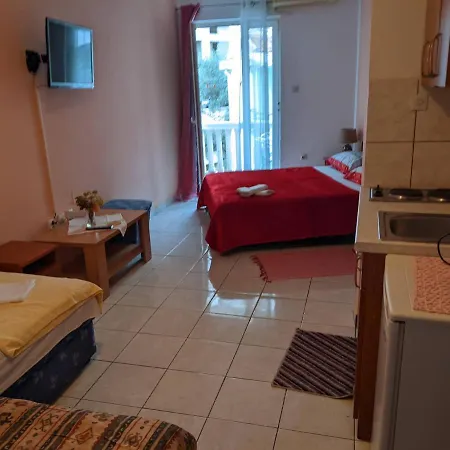 Apartmani Dubravka Rafailovici Exterior photo