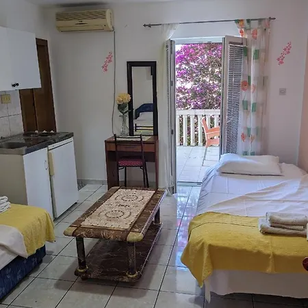 Apartmani Dubravka Rafailovici Exterior photo
